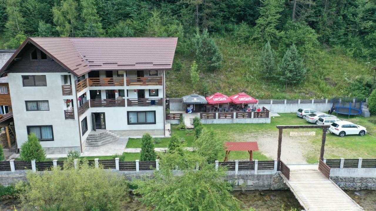 Pensiunea La Rachitele Luaran gambar